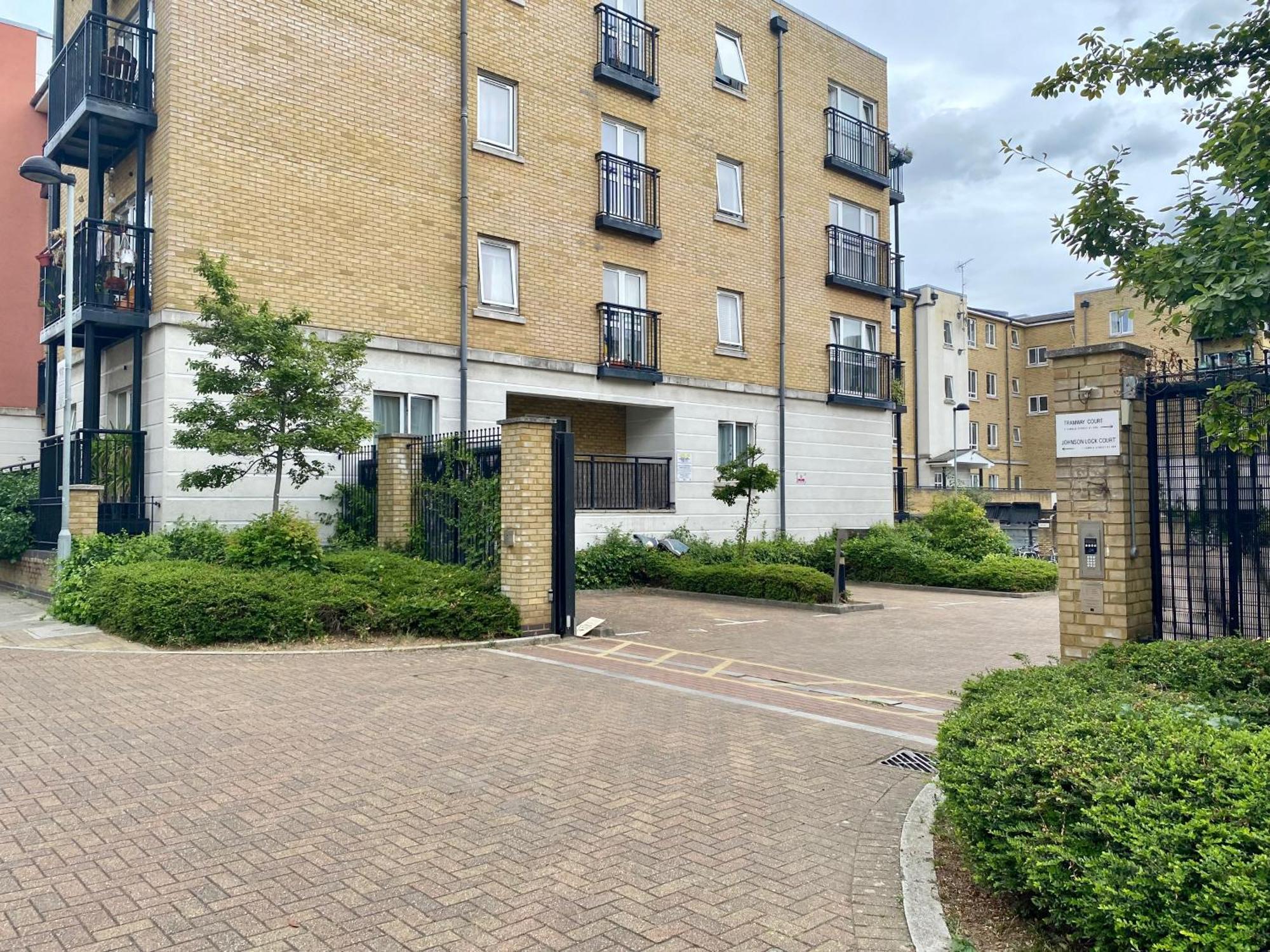 Orange Flat By Lower Regent Canal Apartment Лондон Екстериор снимка